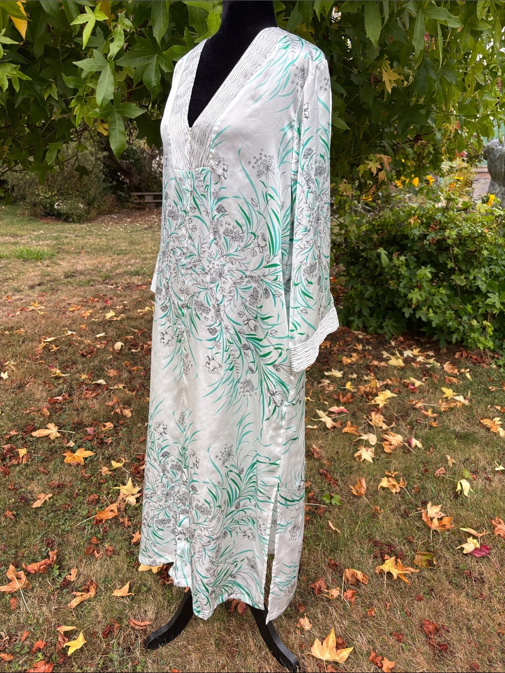 Oscar de la Renta Kaftan Robe - Picture 6 of 9